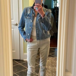 DISTRESSED JEAN JACKET Sz medium